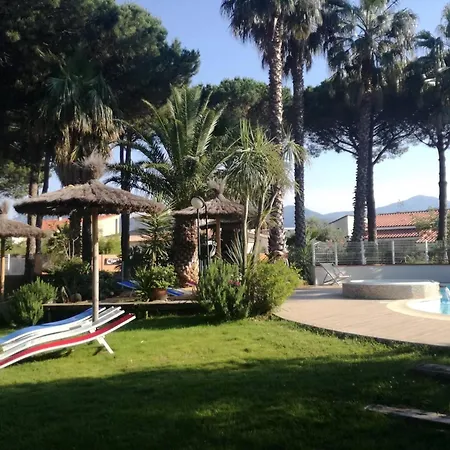 Apartment Calella Etage 3 Au Clos Du Mas La Senia Piscine A Partager *
